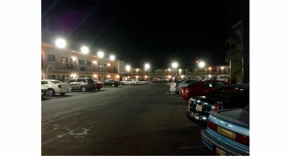 Parkway Inn Fresno Eksteriør bilde