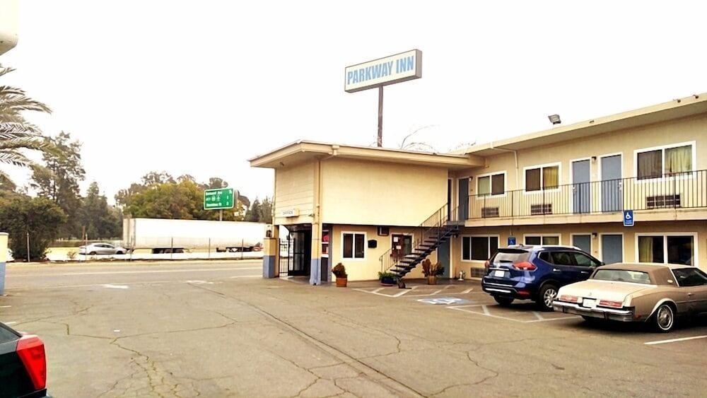 Parkway Inn Fresno Eksteriør bilde