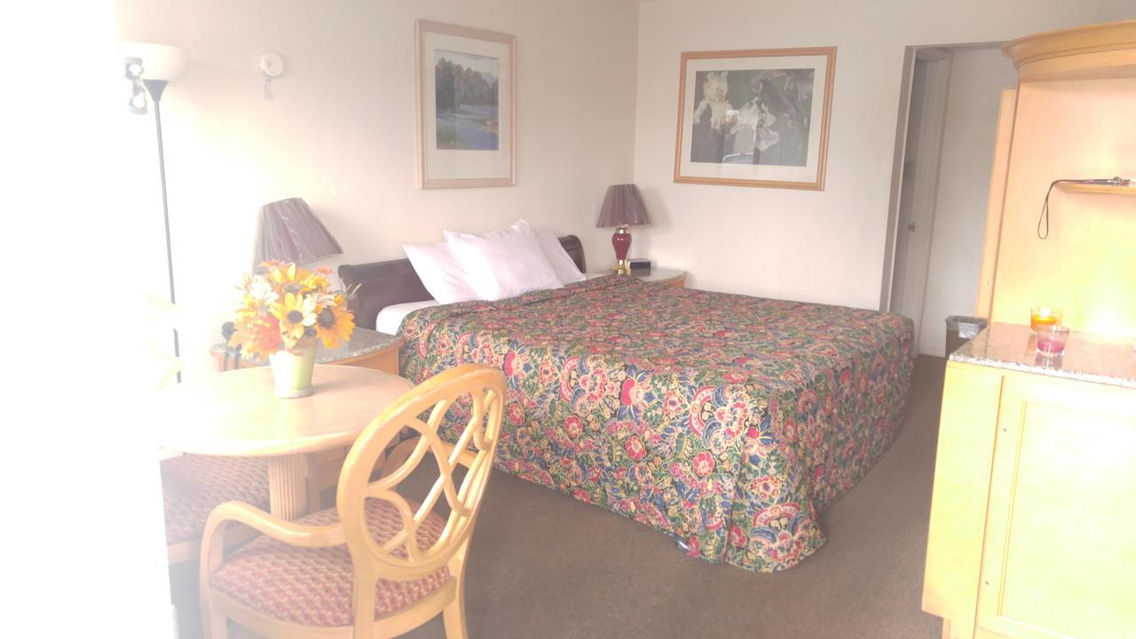 Parkway Inn Fresno Eksteriør bilde