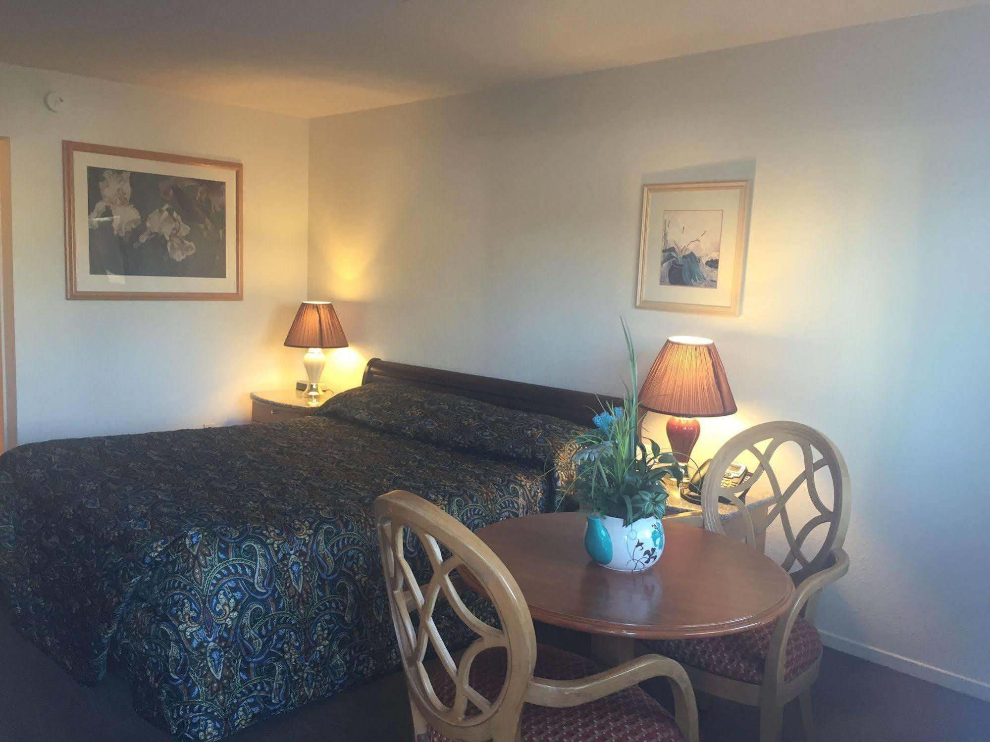 Parkway Inn Fresno Eksteriør bilde