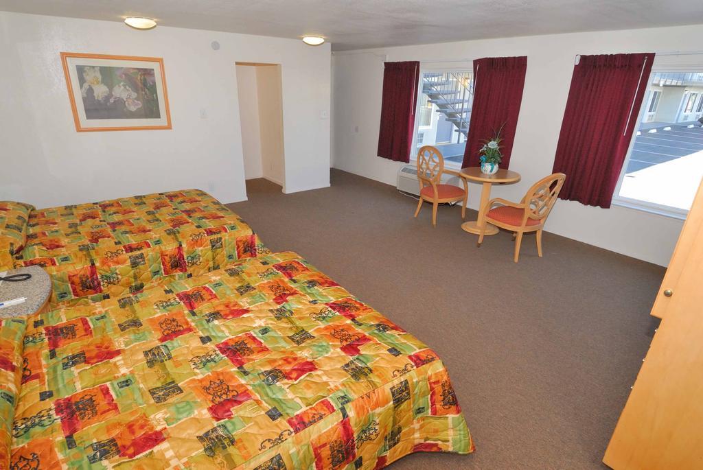 Parkway Inn Fresno Eksteriør bilde